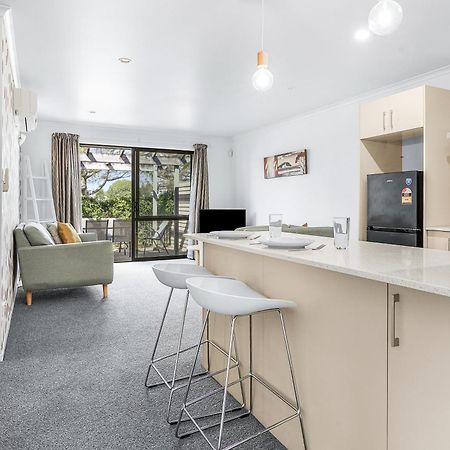 Park View, Proximity, Value Villa Hamilton Room photo